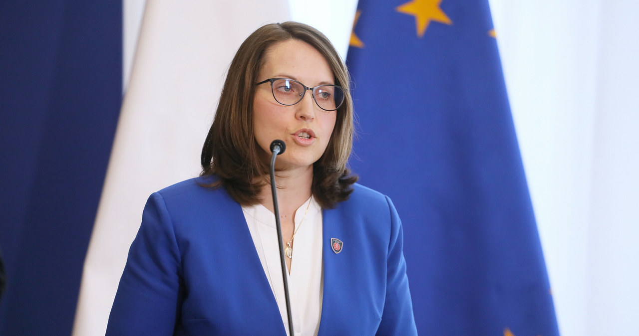 Magdalena Rzeczkowska, minister finansów, wsparła sobotnią wypowiedź premiera / 	Jakub Kamiński    /East News