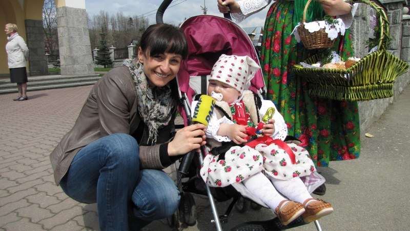 Magdalena Wojtoń z malutką mieszkanką Białego Dunajca /Józef Polewka /RMF FM