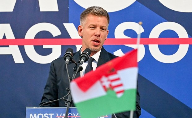 Magyar: Minister Szijjarto niszczy w siedzibie MSZ dokumenty