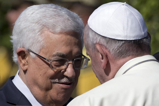 Mahmud Abbas podczas spotkania z papieżem /PAP/EPA/ANDREW MEDICHINI POOL /PAP/EPA