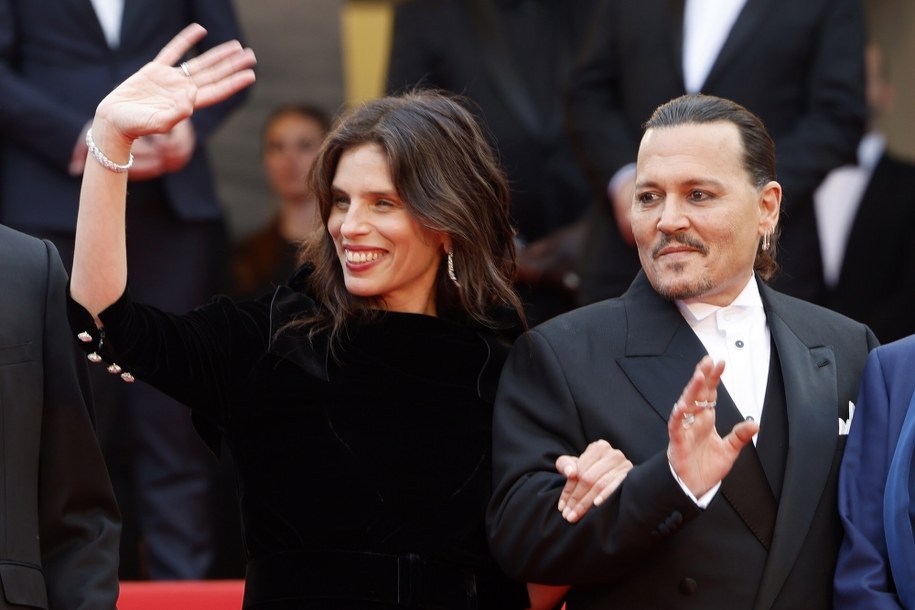 Maiwenn i Johnny Depp /GUILLAUME HORCAJUELO  /PAP/EPA