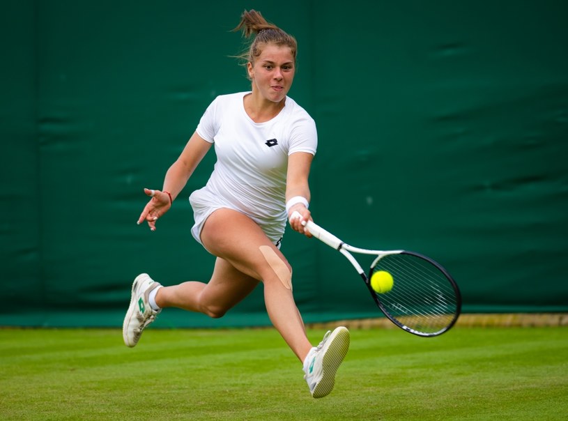 Maja Chwalińska walczy o Wimbledon. Świetnie przywitała się z trawą