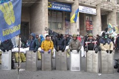 Majdan czeka na decyzję władz