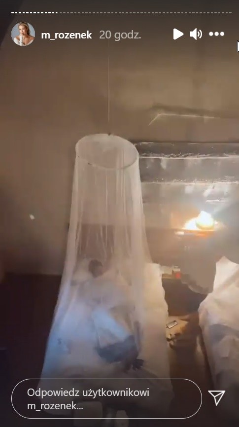 Majdanowie musieli spać pod moskitierami, by ochronić się przed owadami fot. https://www.instagram.com/m_rozenek/ /Instagram /Instagram