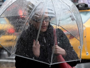 Majówka z deszczem. Poprawa pogody dopiero od wtorku