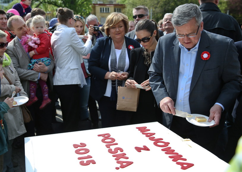 Majówka z Polską - pod takim hasłem odbyło się spotkanie prezydenta i jego żony z mieszkańcami Warszawy /Rafał Guz /PAP