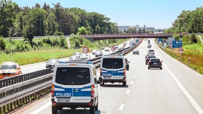 Makabryczne odkrycie przy autostradzie A45. Policja szuka odpowiedzi