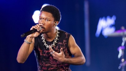 Makabryczne odkrycie w LA: Ciało w bagażniku tesli znanego piosenkarza