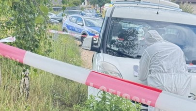 Makabryczne odkrycie w samochodzie. W środku zwłoki młodej kobiety