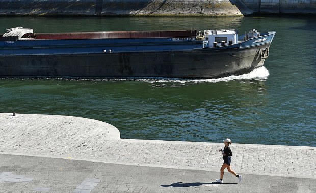 Makabryczne odkrycie w Sekwanie. Ciała w "zaawansowanym rozkładzie"