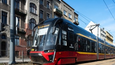 Makabryczne zabójstwo na przystanku tramwajowym w Łodzi. Sąd wydał wyrok
