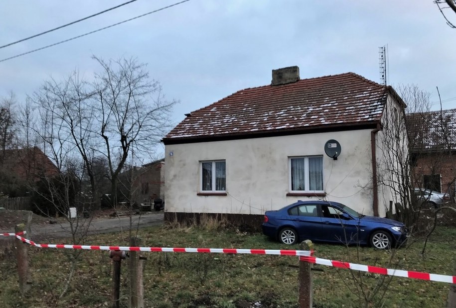 Makabrycznego odkrycia dokonano przy jednym z domów w Ciecierzynie /Bartek Paulus /Archiwum RMF FM