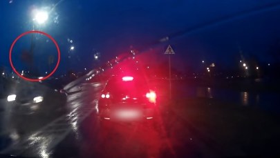 Makabryczny wypadek w Rumi. Potrąconą kobietę wyrzuciło w powietrze [WIDEO]