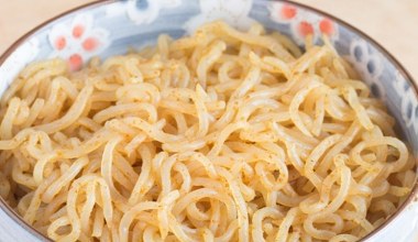 Makaron w sam raz na odchudzanie. Prawie bez kalorii, z niskim indeksem glikemicznym i z dużą ilością błonnika 