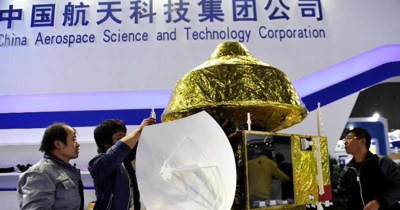 Makieta chińskiej sondy marsjańskiej w skali 1:3 zaprezentowana w listopadzie 2015 w Szanghaju. Źródło: News.cn /Kosmonauta