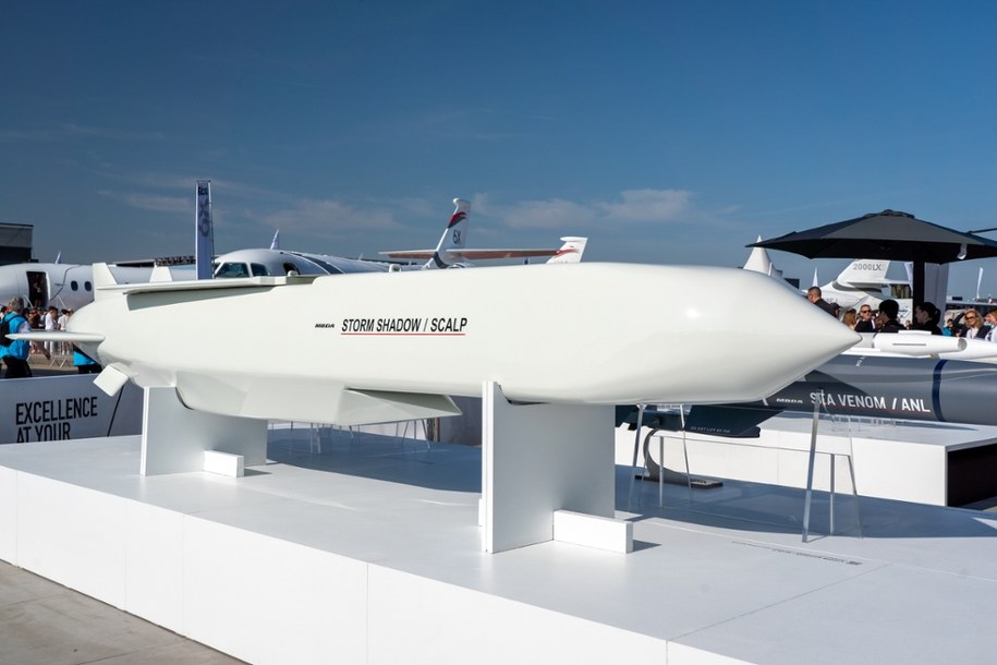 Makieta pocisku Storm Shadow /Shutterstock