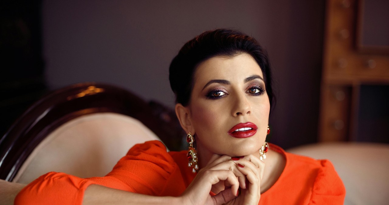 Makijaż na Andrzejki w stylu smokey eye /Inna Mykytas /pexels.com