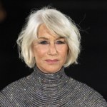 Makijaż odmładzający po 50-tce. To najlepsze cienie dla dojrzałych kobiet