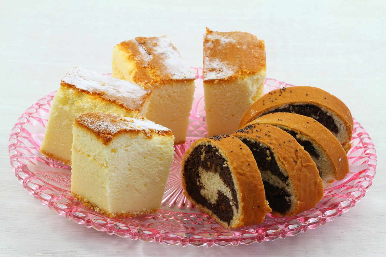 Makowiec czy sernik ze skórką pomarańczową? Który deser będzie bezpieczniejszy na świątecznym stole?