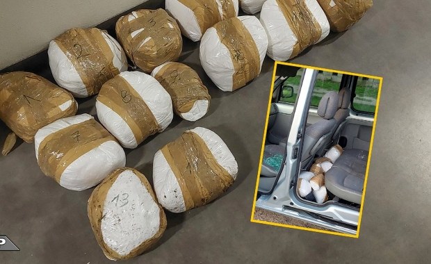 Małe auto, a w środku amfetamina. W pokaźnej ilości 