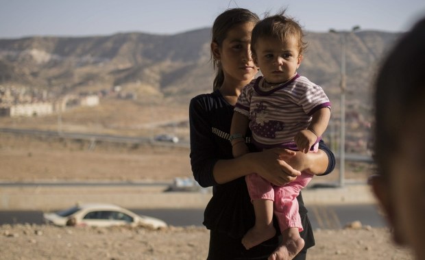 Małe dziewczynki publicznie gwałcone przez dżihadystów. Mają rodzić dzieci dla ISIS