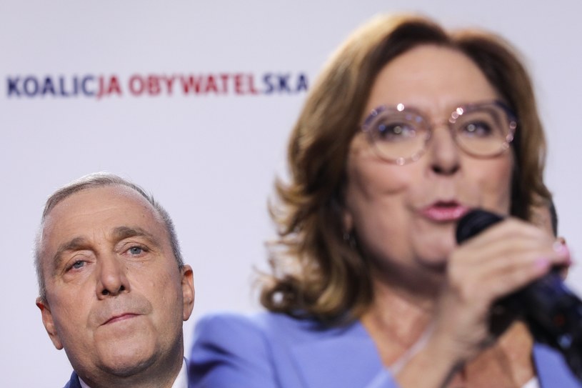 Małgorzata Kidawa-Błońska i Grzegorz Schetyna podczas wieczoru wyborczego Koalicji Obywatelskiej /Andrzej Hulimka  /Agencja FORUM
