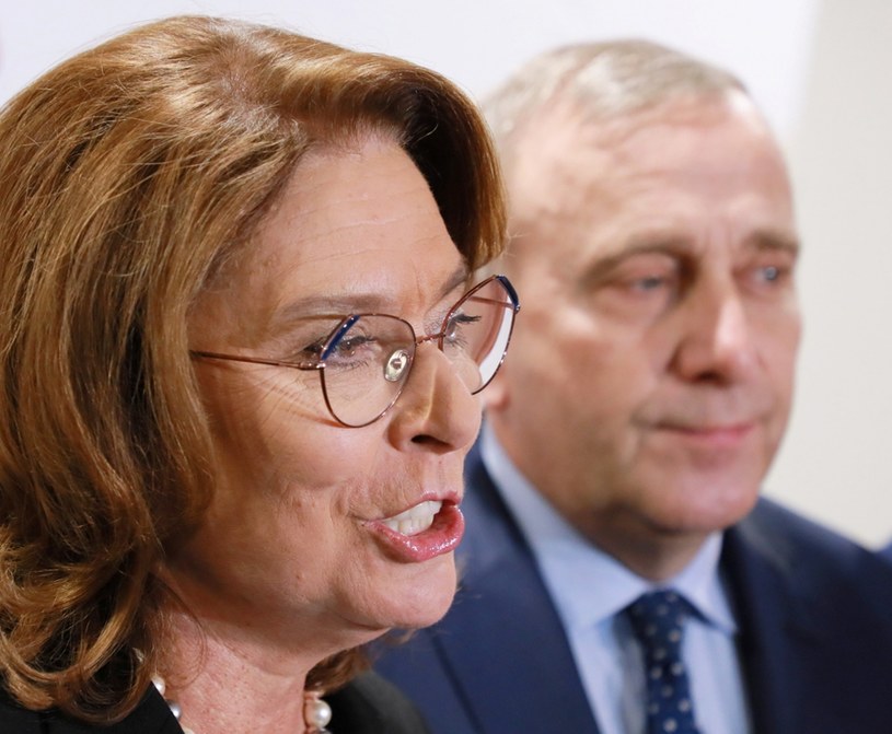 Małgorzata Kidawa-Błońska i Grzegorz Schetyna /Jakub Kaminskii /East News