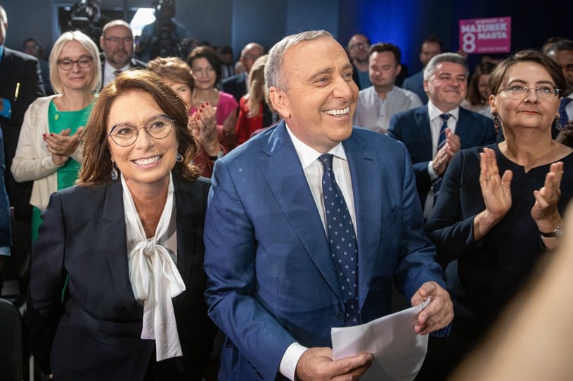 Małgorzata Kidawa-Błońska i lider PO Grzegorz Schetyna /Jakub Walasek /Reporter
