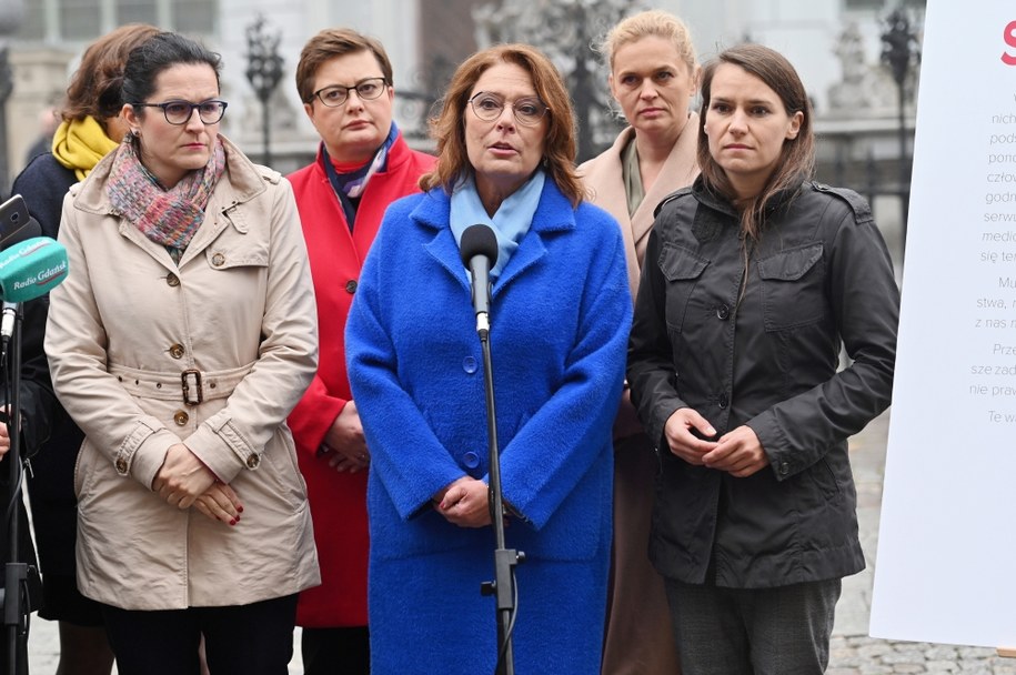 Małgorzata Kidawa-Błońska, Katarzyna Lubnauer, Aleksandra Dulkiewicz, Barbara Nowacka i Agnieszka Pomaska /Marcin Gadomski /PAP