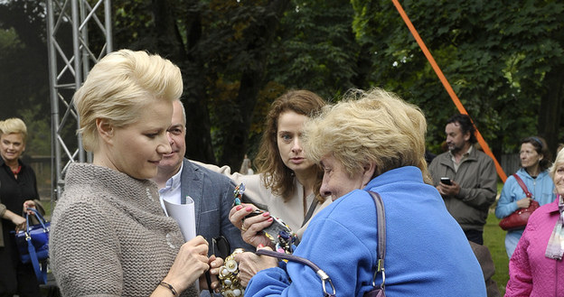 Małgorzata Kożuchowska w zaawansowanej ciąży /Gałązka /AKPA