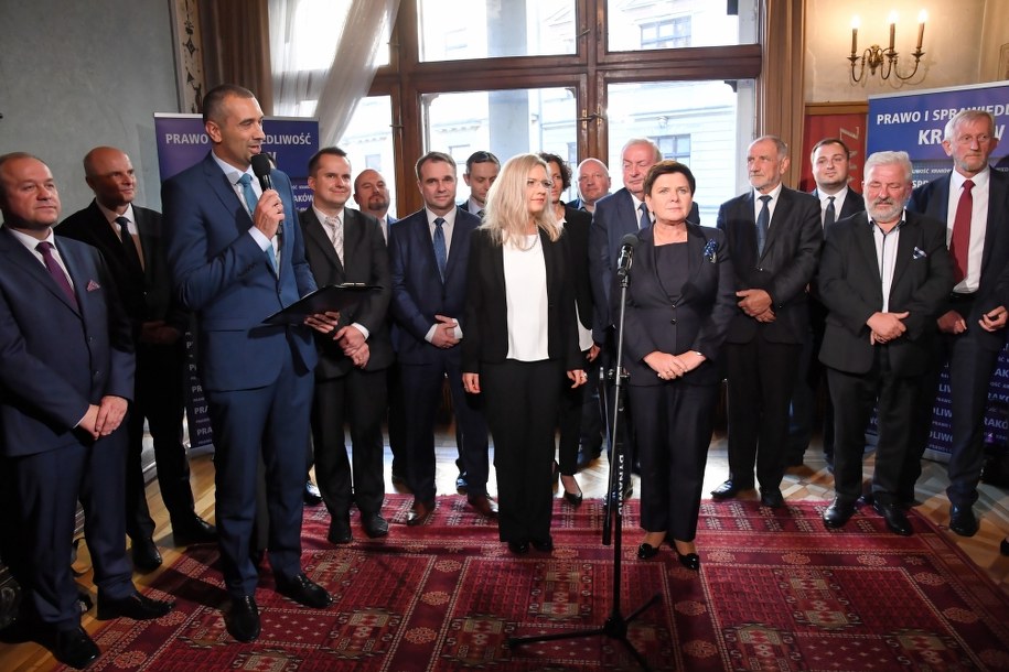 Małgorzata Wassermann podczas konferencji prasowej /	Jacek Bednarczyk   /PAP