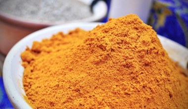 Mało kto wie, że w polskich ogródkach rośnie "kaukaski szafran". Dobry na stres i odporność, pasuje do mięs i warzyw