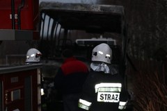 Małopolska: Pożar dachu szkoły w Ilkowicach 