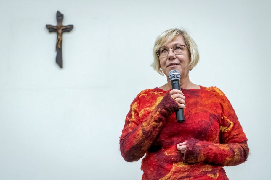 Małopolski kurator oświaty Barbara Nowak podczas wykładu "Prawa rodziców w polskiej szkole. Praktyczne porady wobec ataku ideologii neomarksistowskiej" /Tytys Żmijewski /PAP