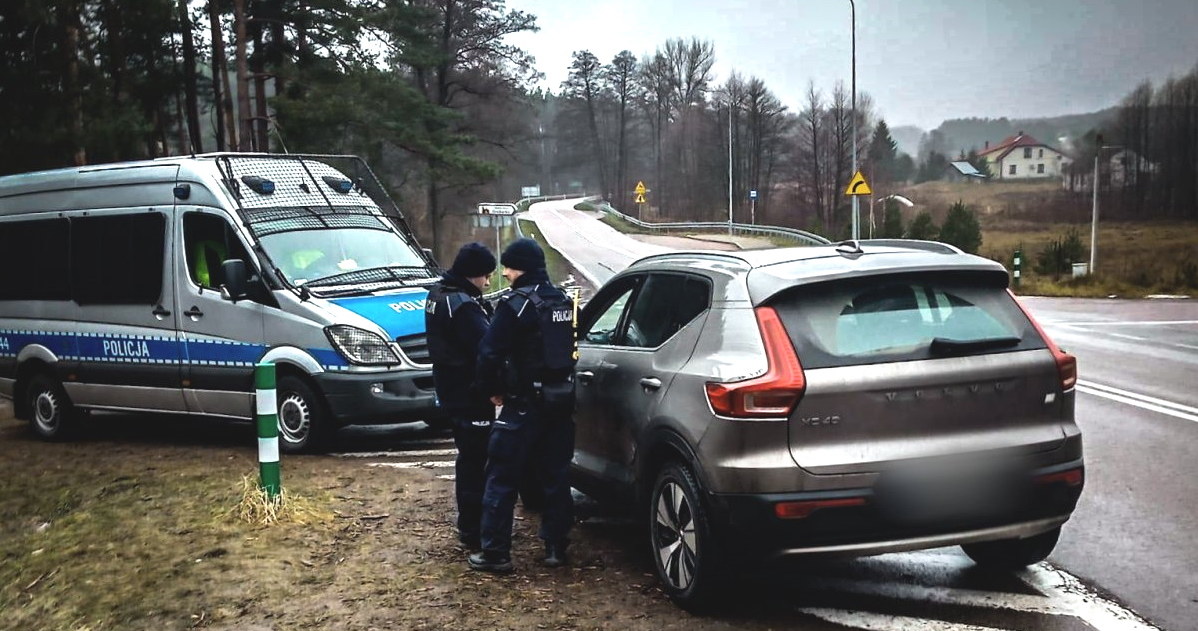 Małopolskie. Policjanci odzyskali warte 200 tysięcy złotych Volvo XC40 /Policja