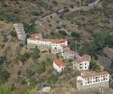 Malownicza wioska w Hiszpanii wystawiona na sprzedaż. Chętny musi wyłożyć równowartość ponad 2,6 mln zł