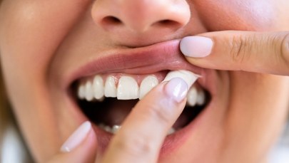 ​Maluchy mylą saszetki z nikotyną ze słodyczami. Ogromny skok liczby zatruć