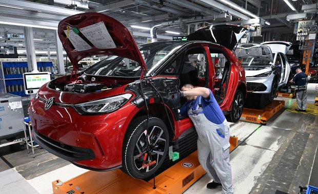 Mały chip, wielki problem. Volkswagen wstrzyma produkcję?