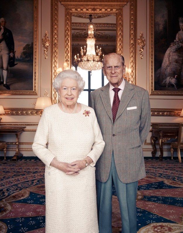 Małżeństwo 91-letniej Elżbiety II i 96-letniego księcia Filipa jest najdłuższym w historii brytyjskiej monarchii /Matt Holyoak/CameraPress /PAP/EPA