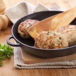 Mam patent na miękkie i pulchne mielone. Dolewam to do masy