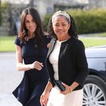 Mama Meghan Markle na spacerze