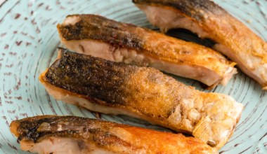 Mama zawsze usuwa ości z ryby tym sposobem. To tak proste, że aż śmieszne