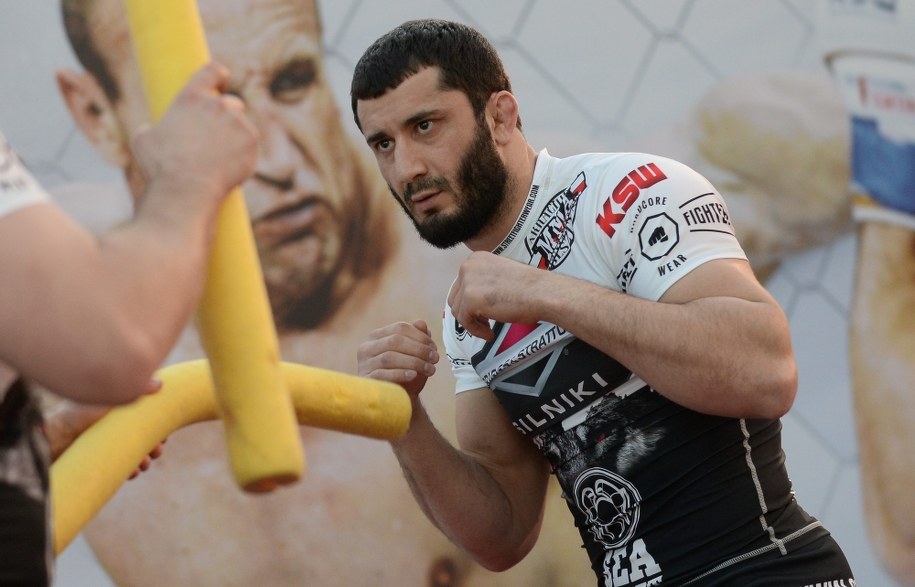 Mamed Khalidov podczas treningu /Bartłomiej Zborowski /PAP