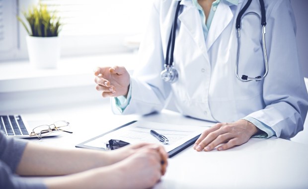 ​Mammografia, cytologia i test PSA w badaniach medycyny pracy. To pomysł ministerstwa