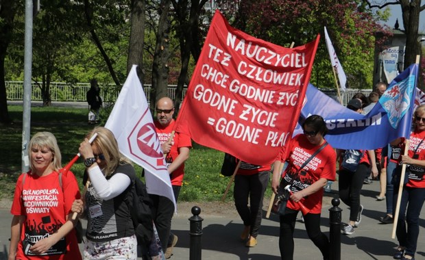 "Mamy dość". Nauczyciele protestowali w Warszawie