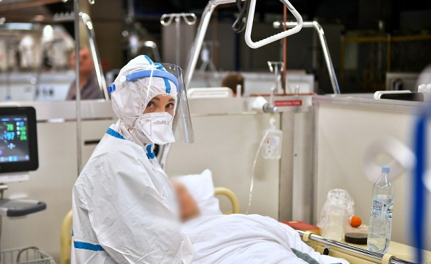 Mamy ponad 3 600 nowych zakażeń koronawirusem, zmarło 57 chorych na Covid-19 [DANE MINISTERSTWA]