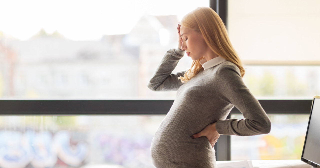 Mamy pracujące są zdecydowanie bardziej zestresowane /123RF/PICSEL