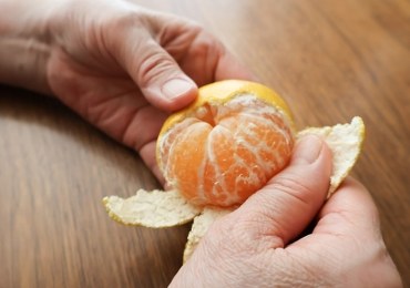 Mandarynka – owoc zakazany? Te osoby nie powinny po nią sięgać
