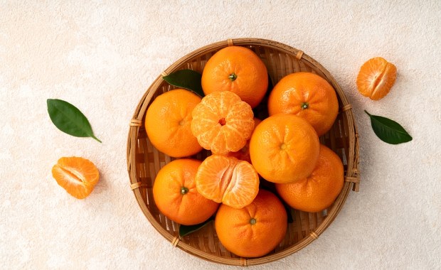 Mandarynki psują się i wysychają? Poznaj sposób na świeże owoce