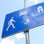 Mandat za parkowanie przed własną bramą. Policja uwielbia takie miejsca